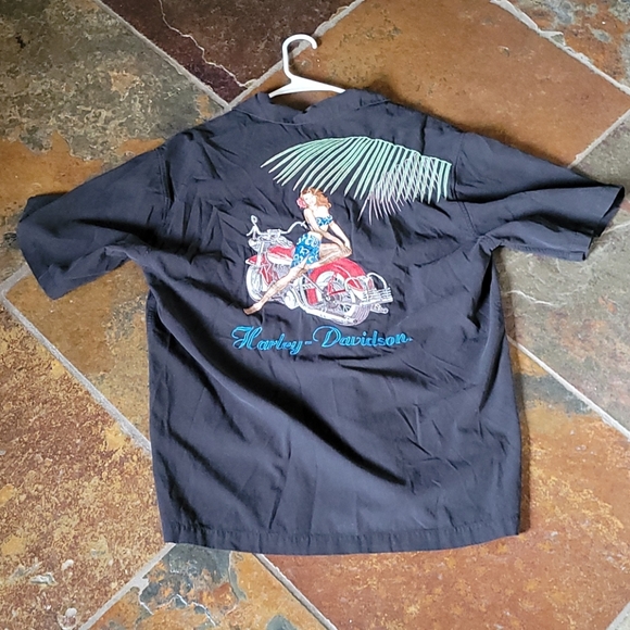 Harley-Davidson Other - Harley-Davidson 70% Silk Embroidered shirt
